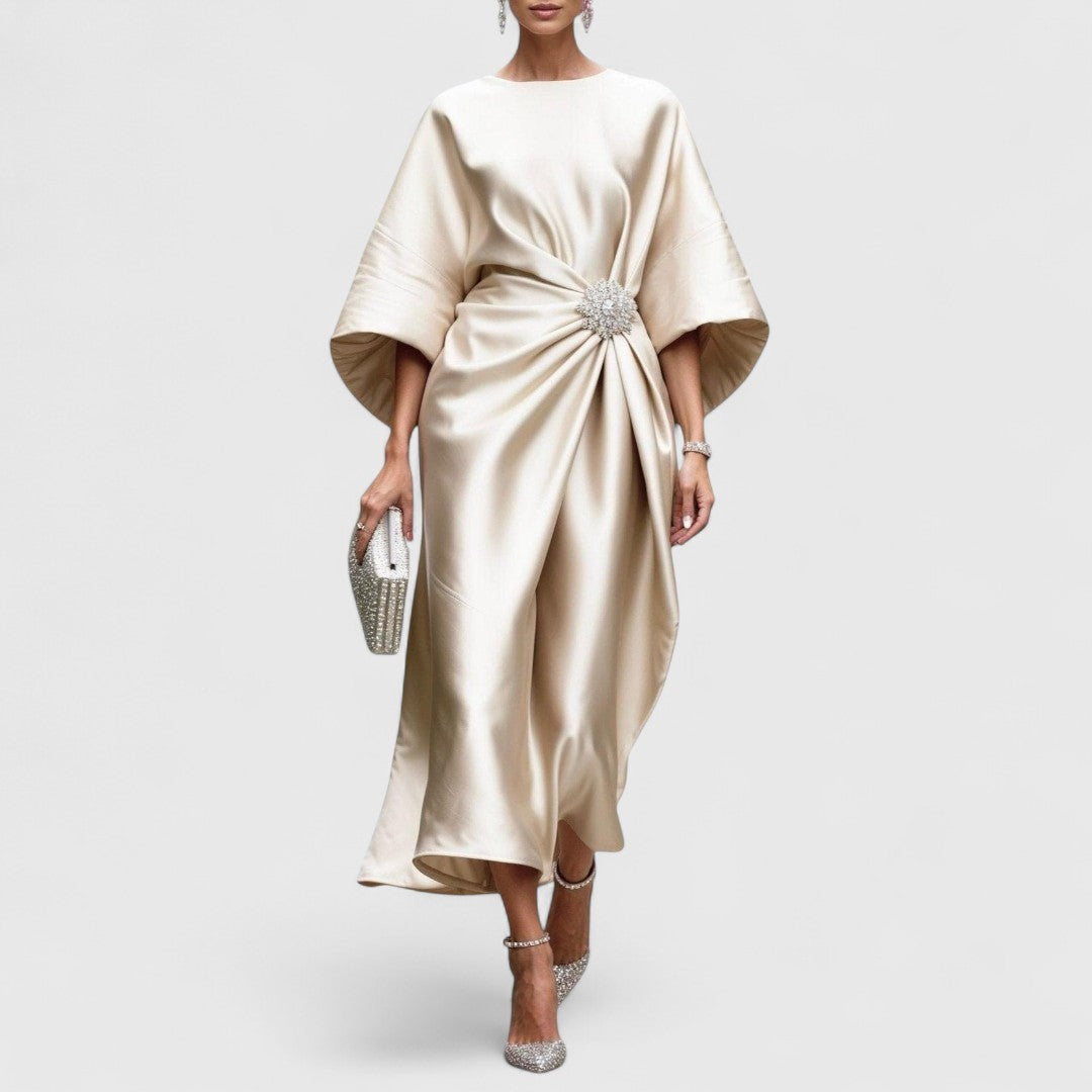 Ιφιγένεια - Μακρύ βραδινό φόρεμα με ρέουσα γραμμή και διαχρονική κομψότητα