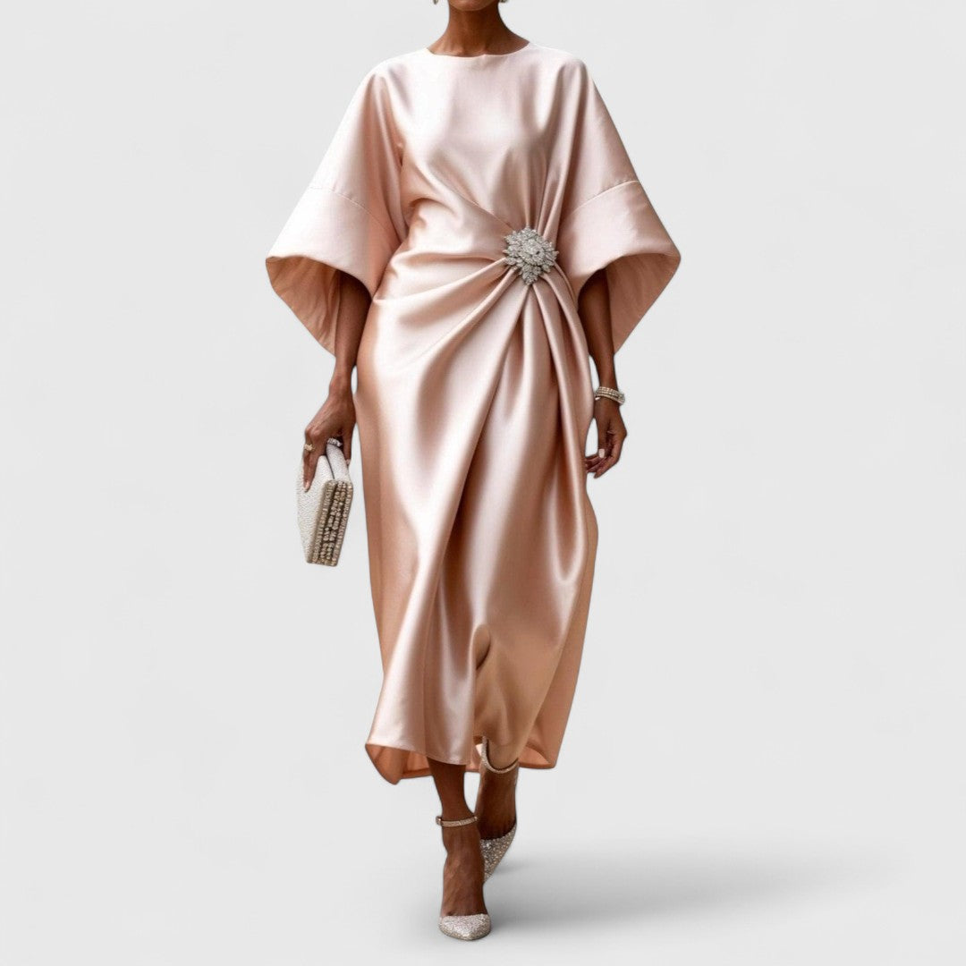 Ιφιγένεια - Μακρύ βραδινό φόρεμα με ρέουσα γραμμή και διαχρονική κομψότητα