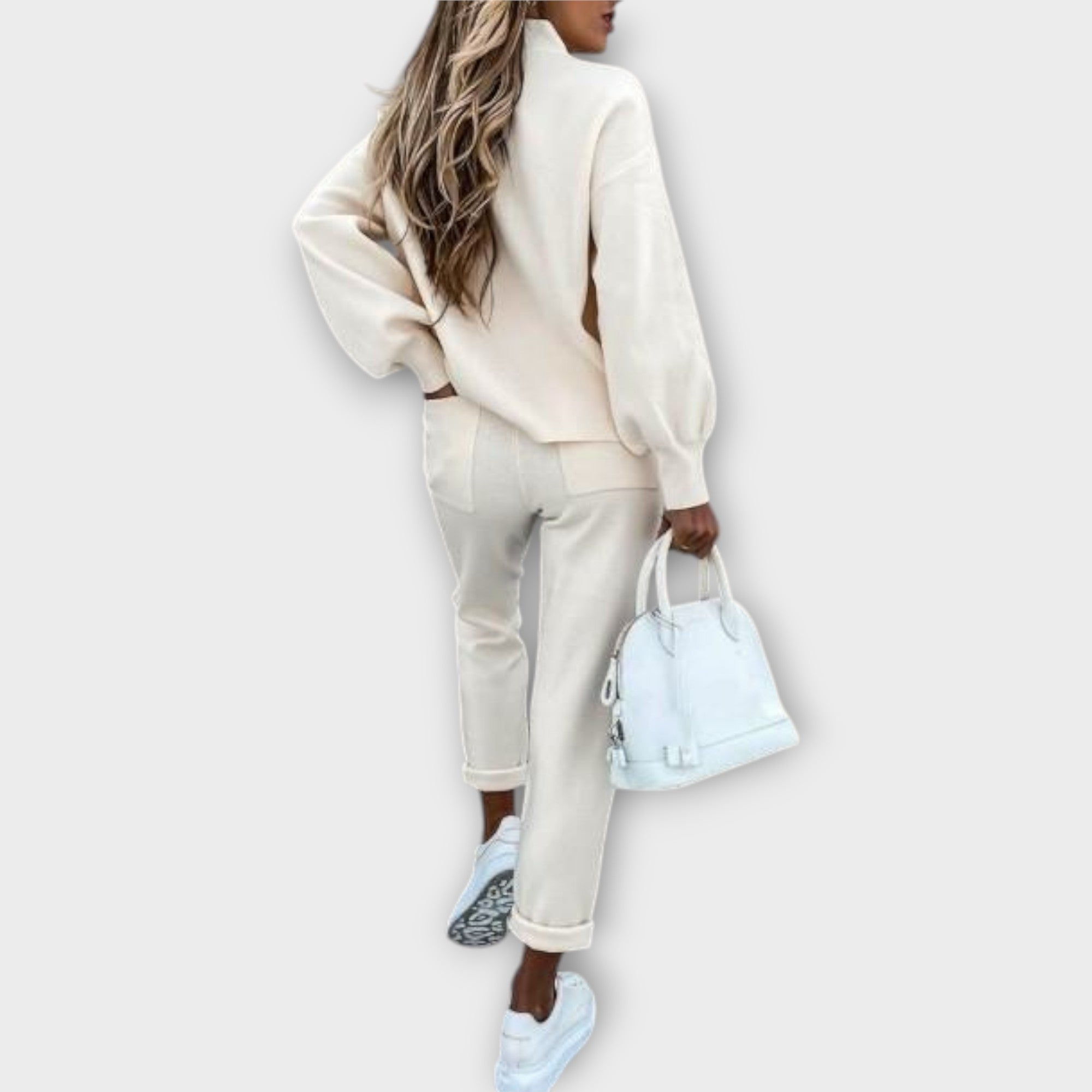 Σετ με Άνετη Εφαρμογή και Διαχρονική Φινέτσα