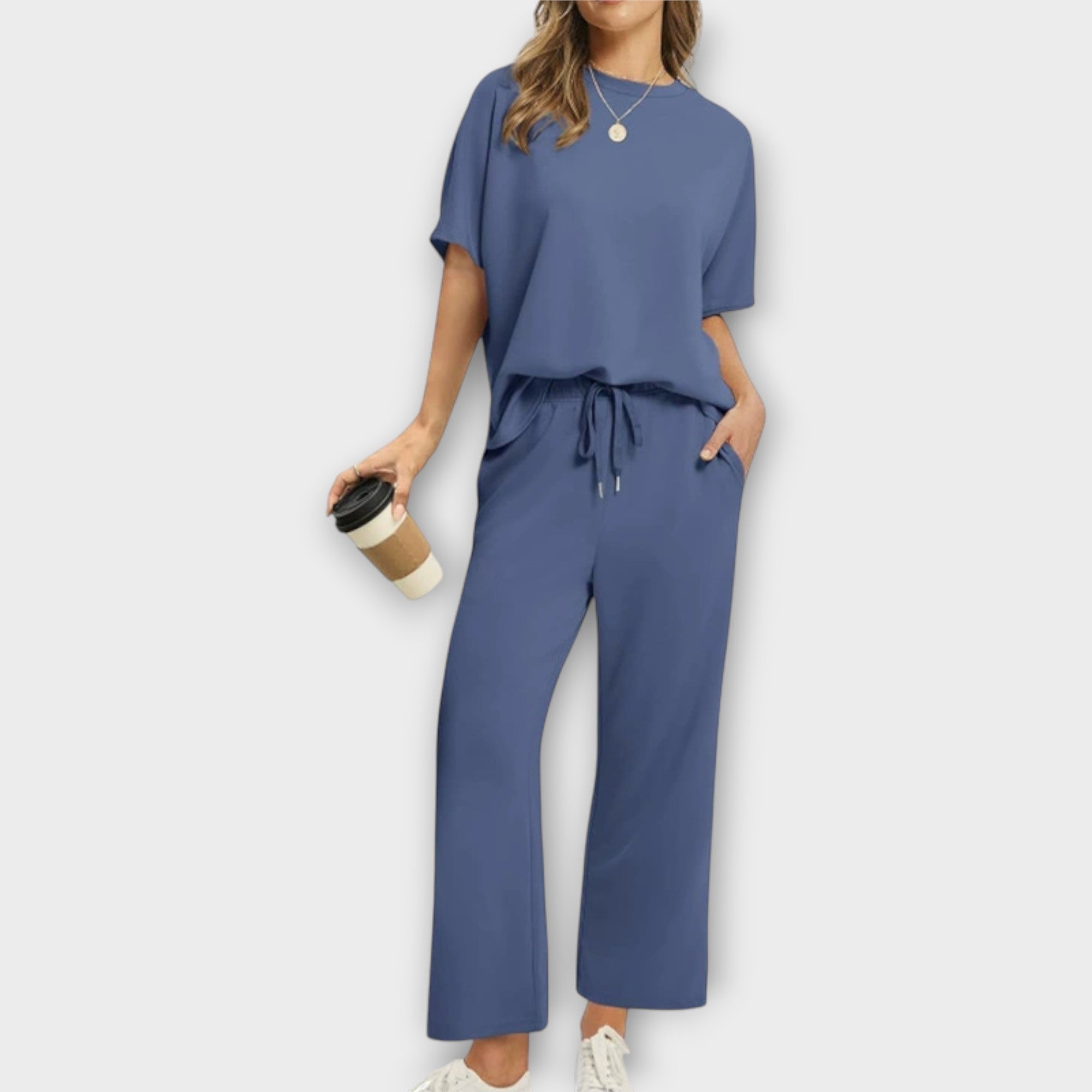 Σετ Loungewear με Άνετη Γραμμή