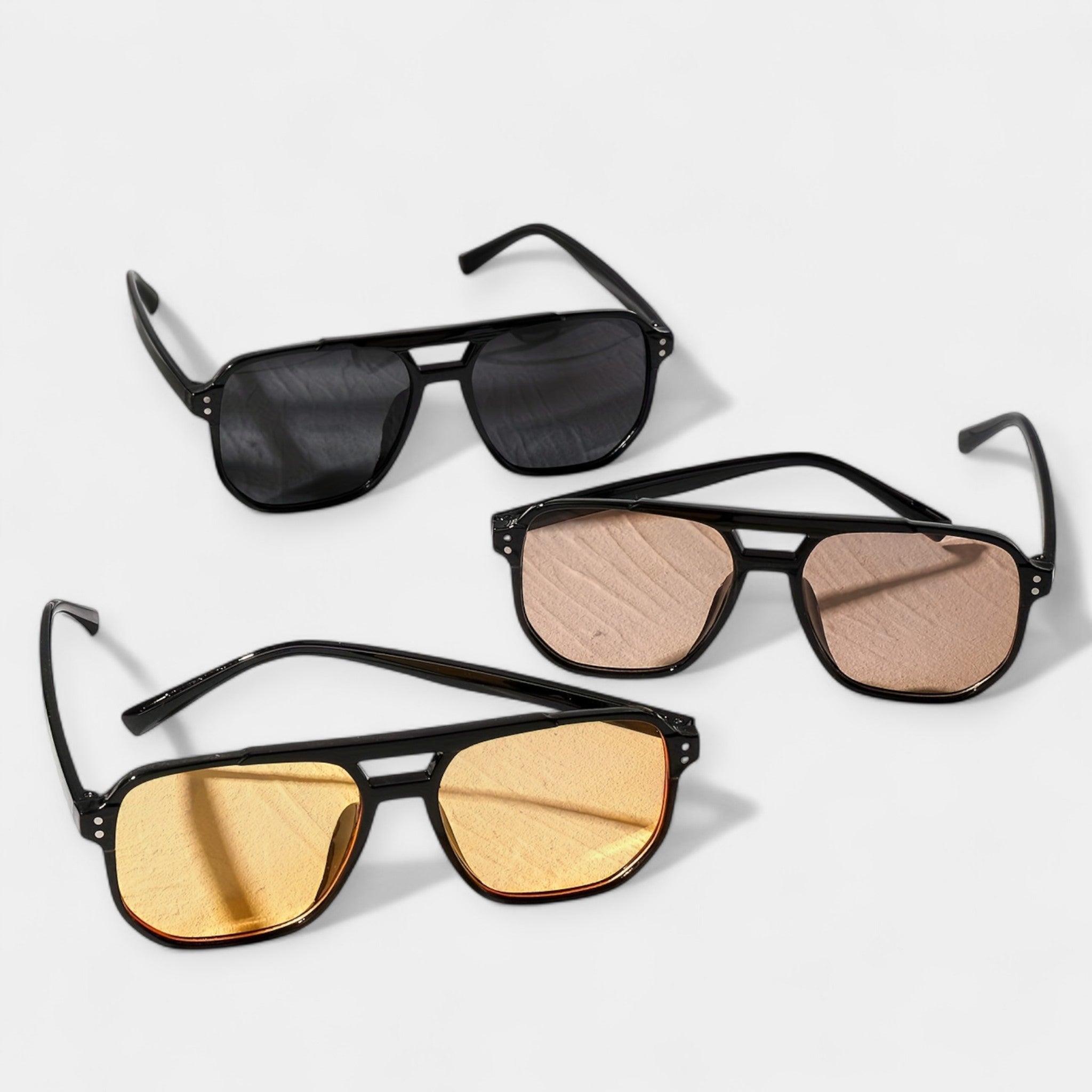 Τετράγωνα Γυαλιά Στυλ Ριβέτα