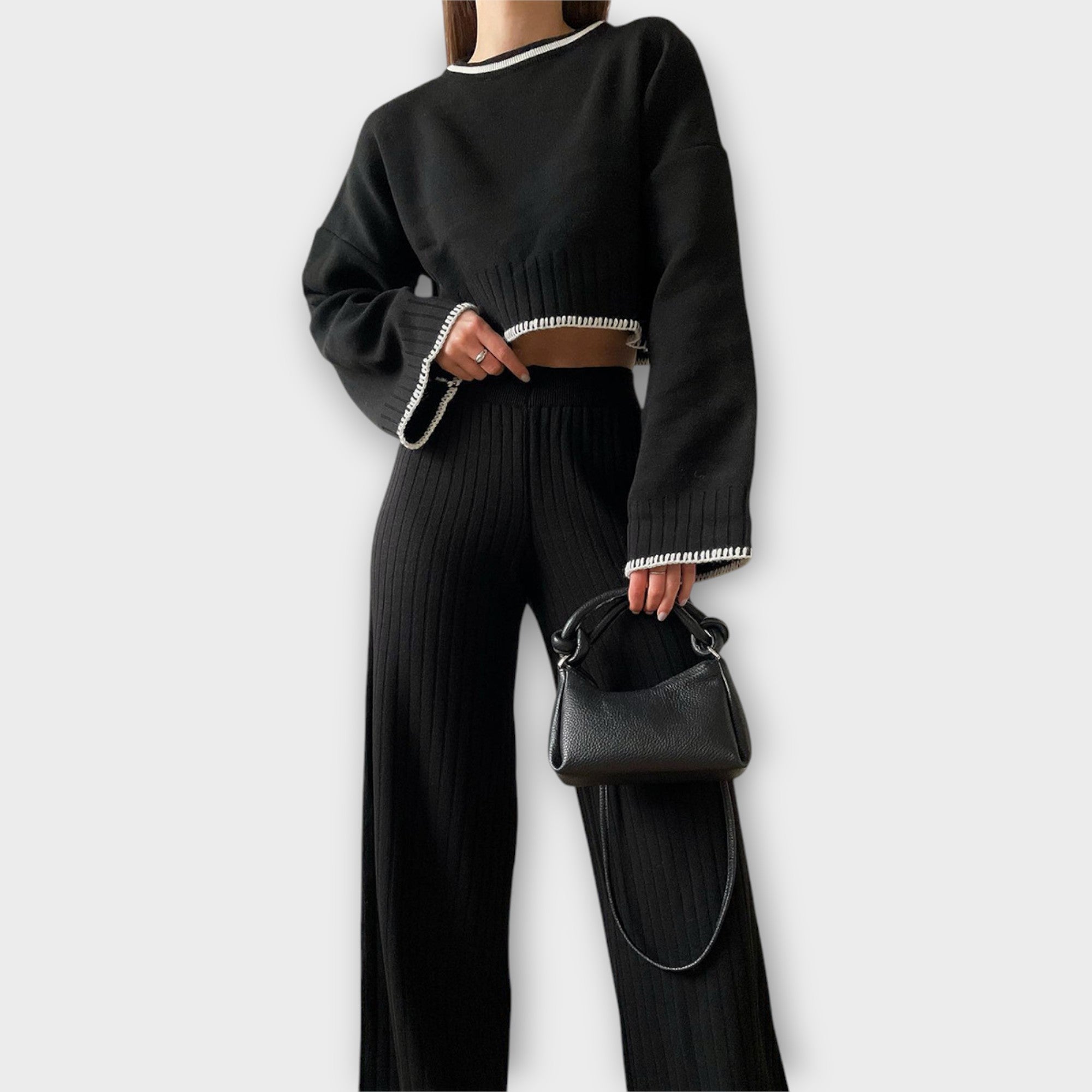 Πλεκτό Σετ με Cropped Μπλούζα και Εκλεπτυσμένες Λεπτομέρειες