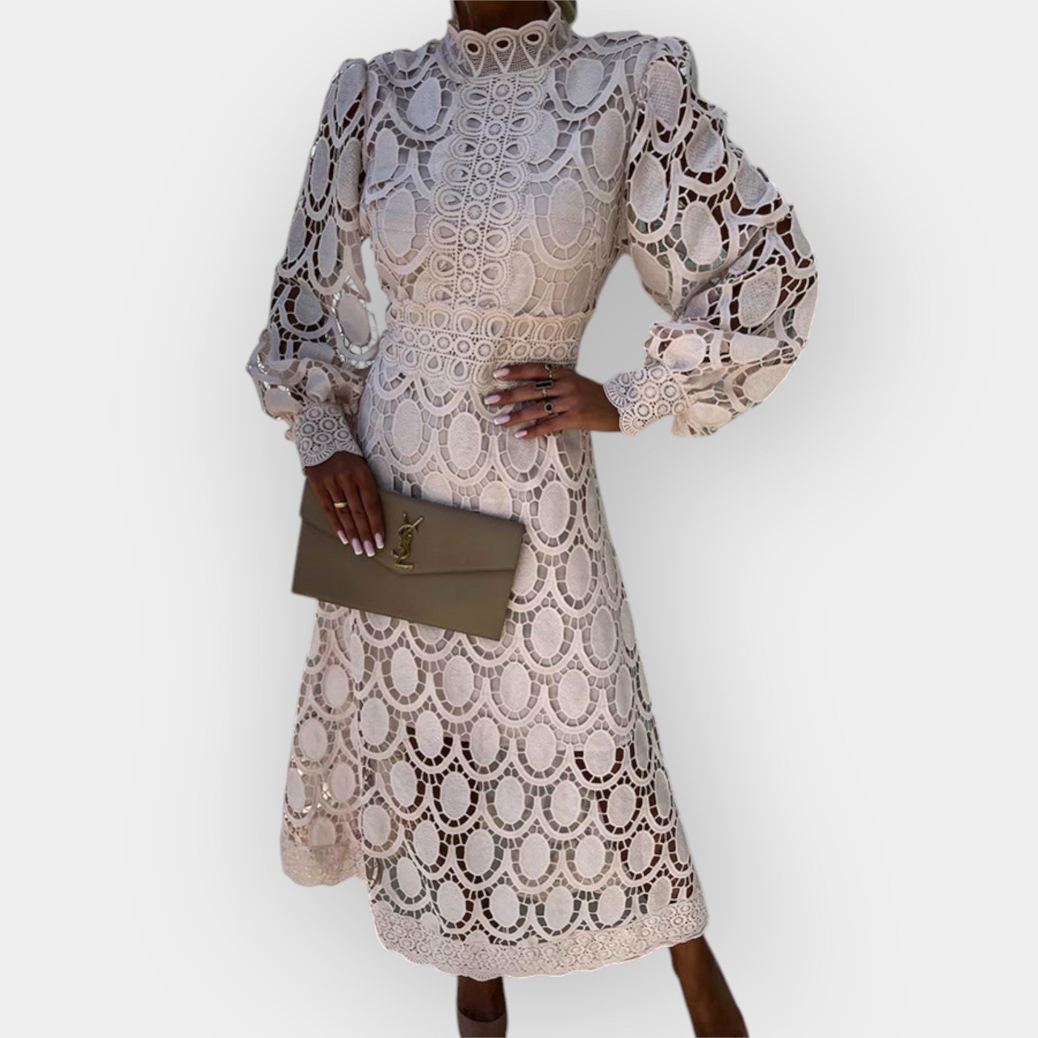 Ρομαντικό Φόρεμα με Λεπτομέρειες Δαντέλας