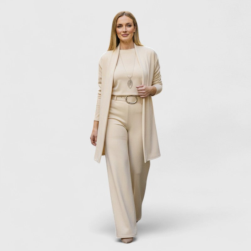 Ασπασία - Γυναικείο κουστούμι τριών τεμαχίων με κομψότητα και άνεση
