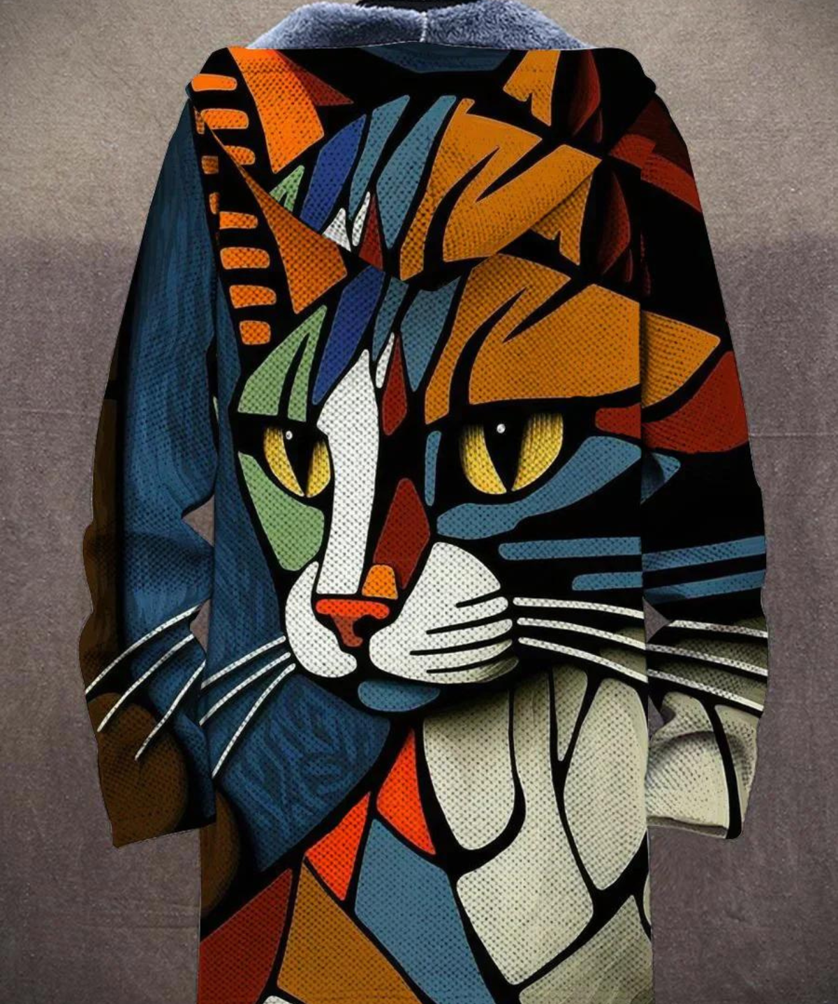 Ελούερα - Ζακέτα πολυτελείας με φίνα πλέξη και καλλιτεχνικό χαρακτήρα, ιδανική για κάθε περίσταση.