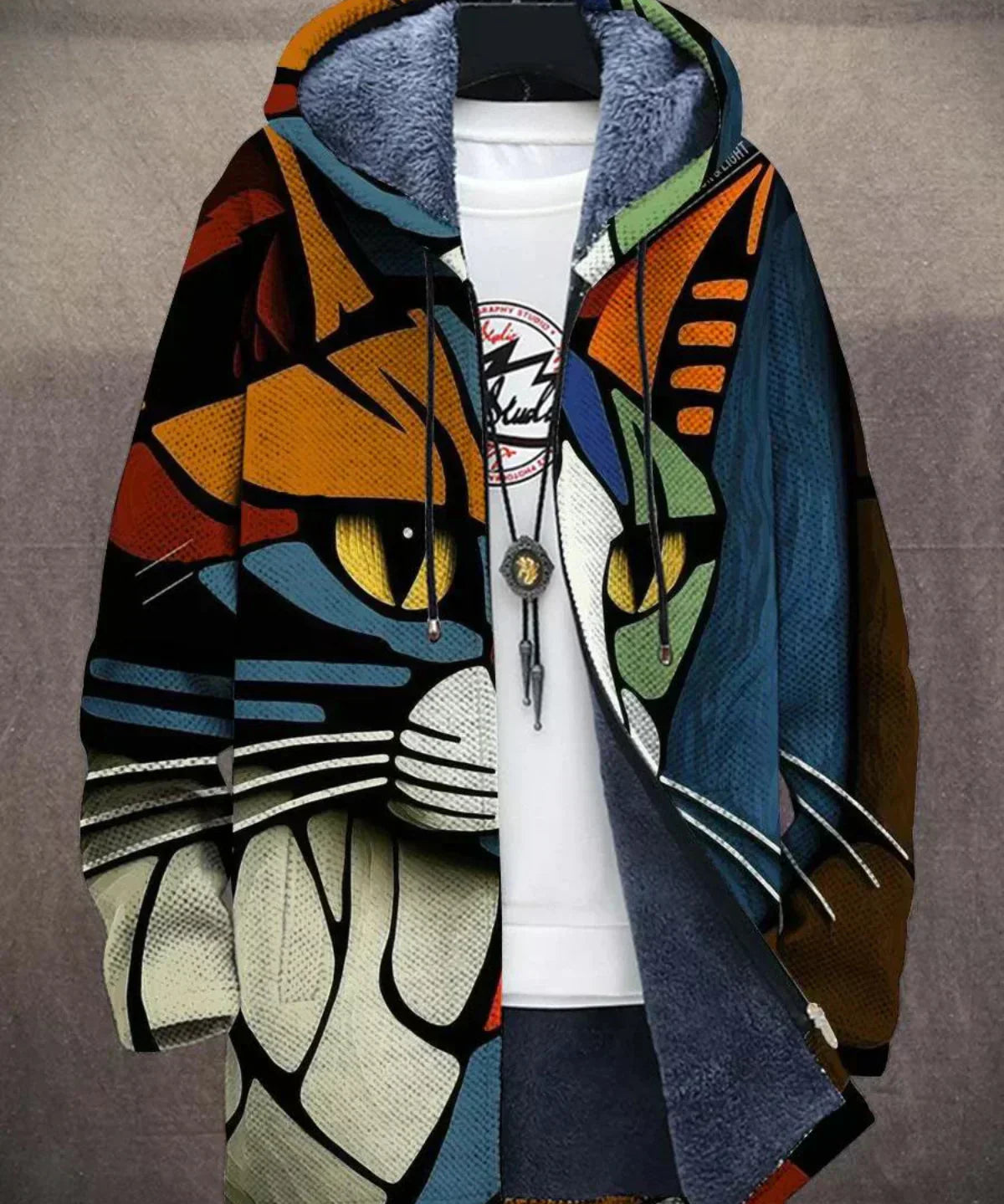 Τζίντειλ - Ζακέτα υψηλής ποιότητας με φίνα υφή και καλλιτεχνικό ύφος.