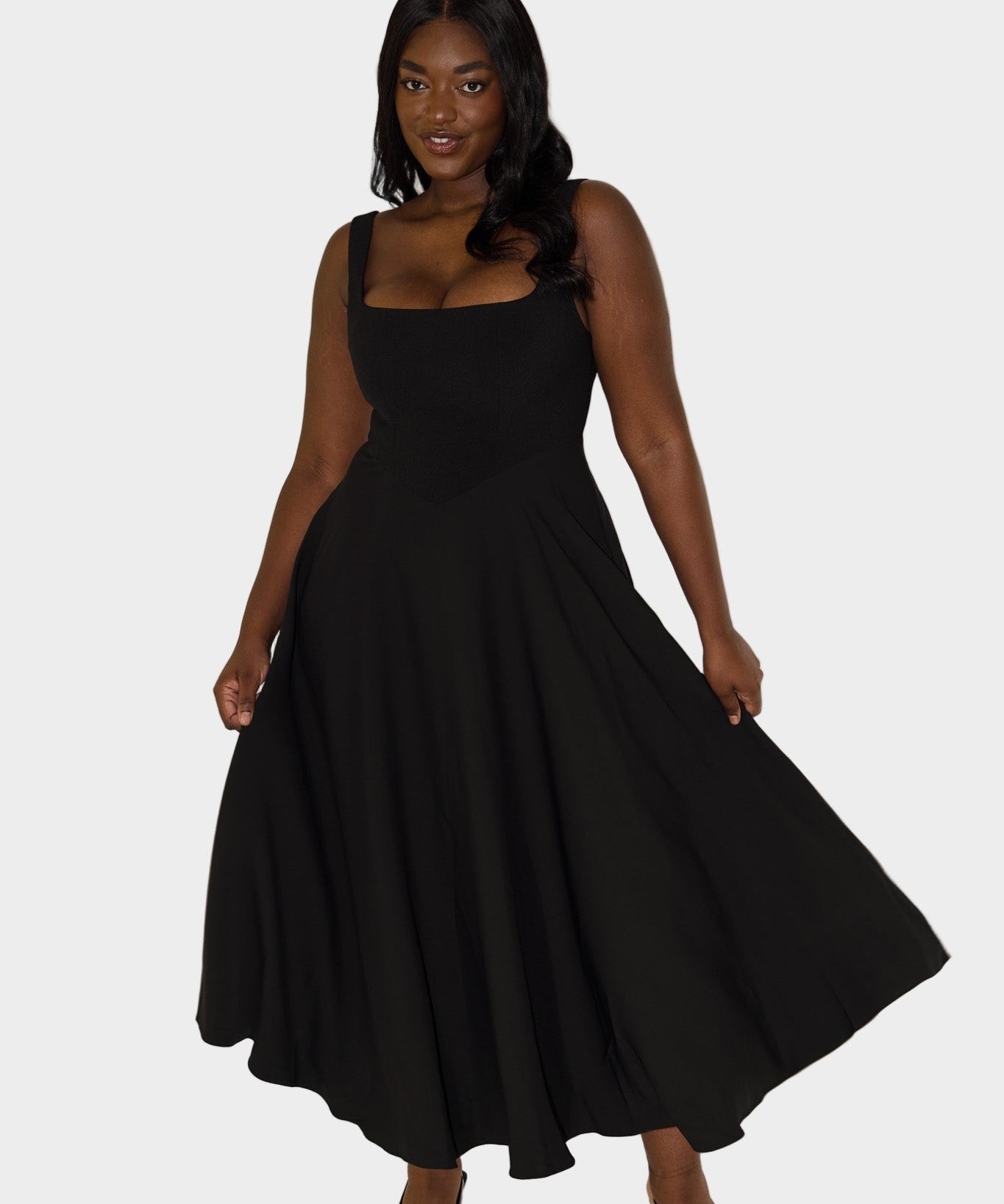 Διαχρονικό Αέρινο Μίντι Φόρεμα με Κομψή Γραμμή και Φυσική Κίνηση