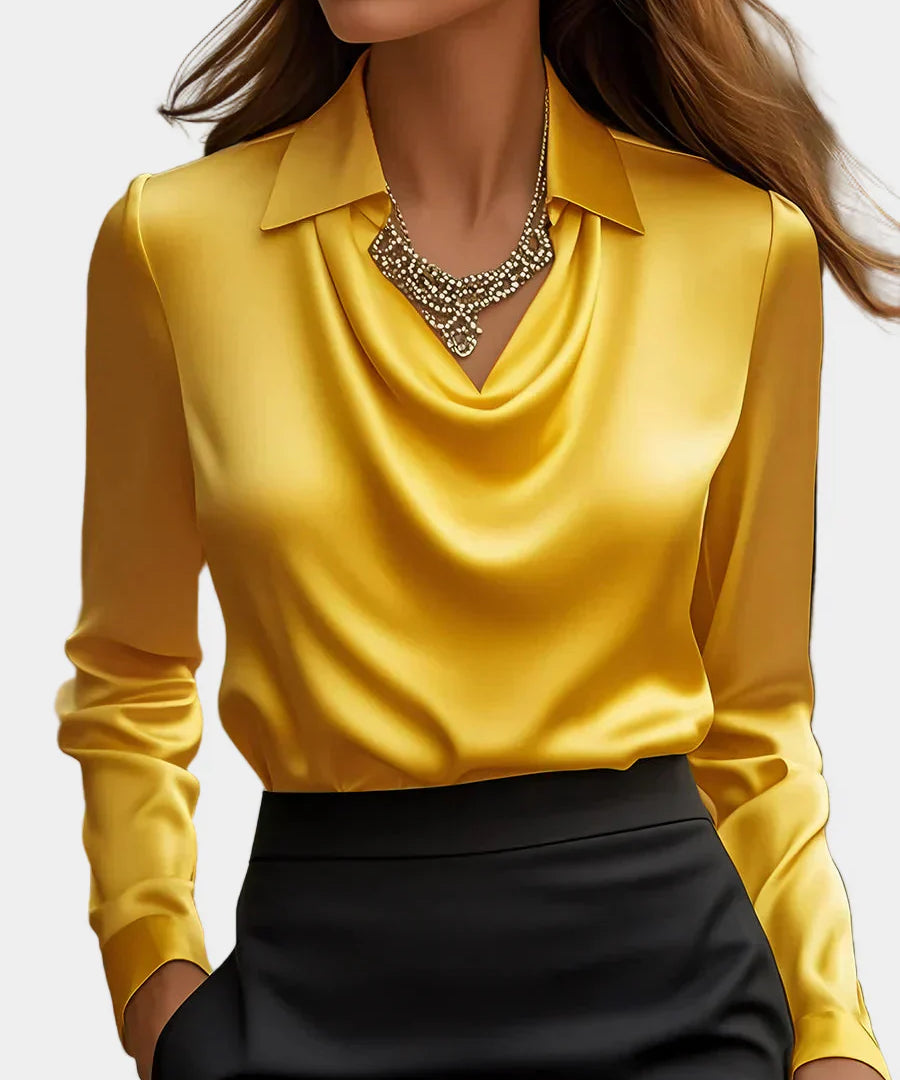 Κομψή Λευκή Σατέν Μπλούζα με Ντραπέ Ντεκολτέ