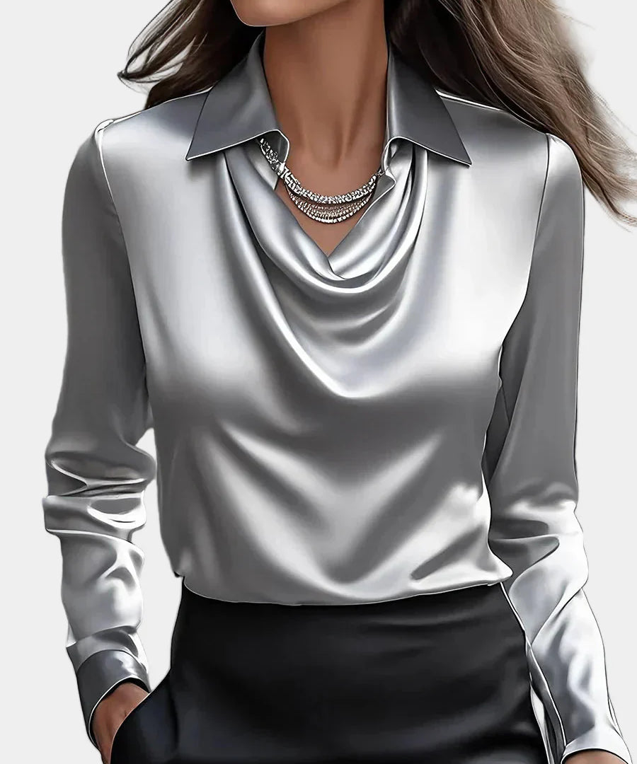 Κομψή Λευκή Σατέν Μπλούζα με Ντραπέ Ντεκολτέ