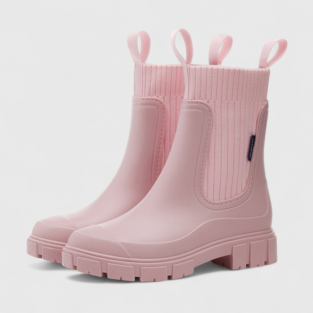 Σάντρα - Αδιάβροχες γαλότσες με αντιολισθητική σόλα για απόλυτη άνεση στη βροχή