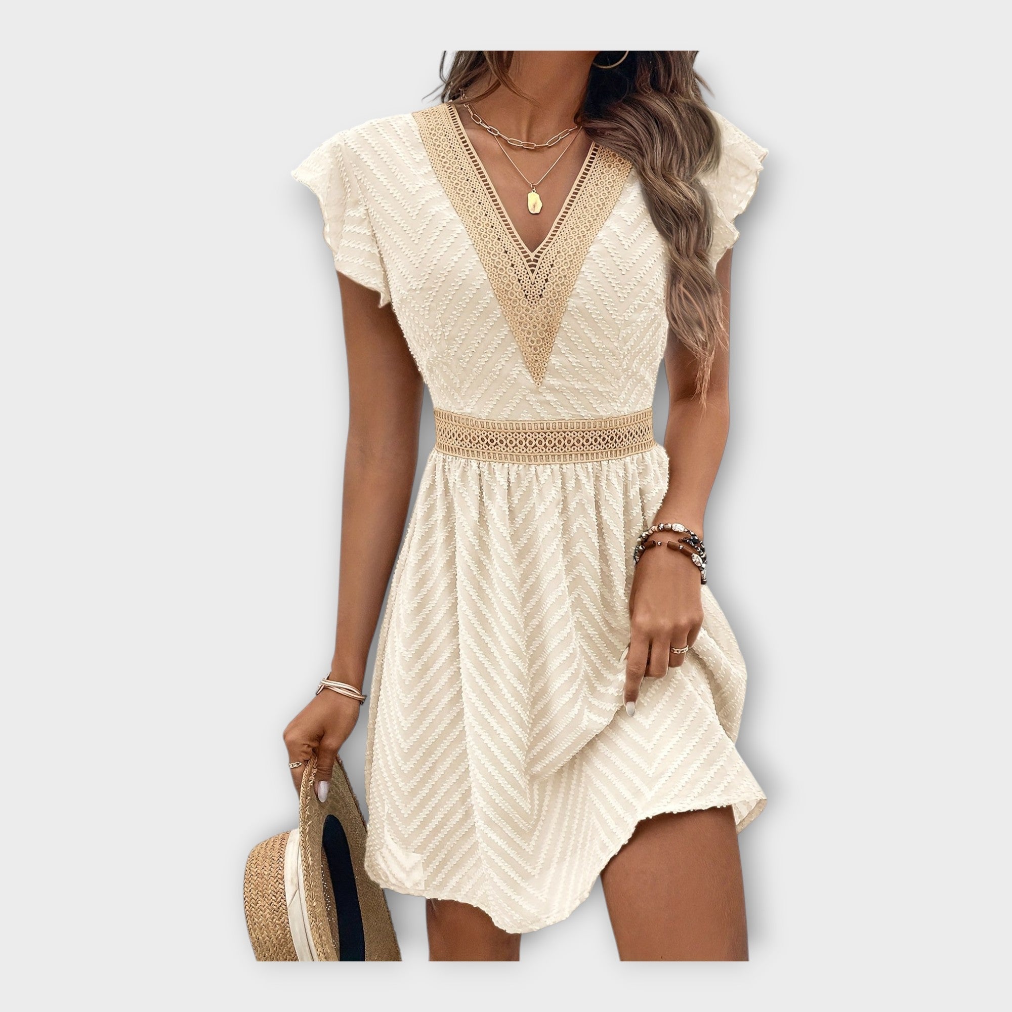 Κομψό φόρεμα με εκλεπτυσμένη αισθητική